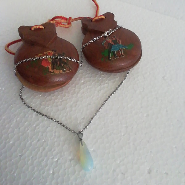 Collier et son Opaline