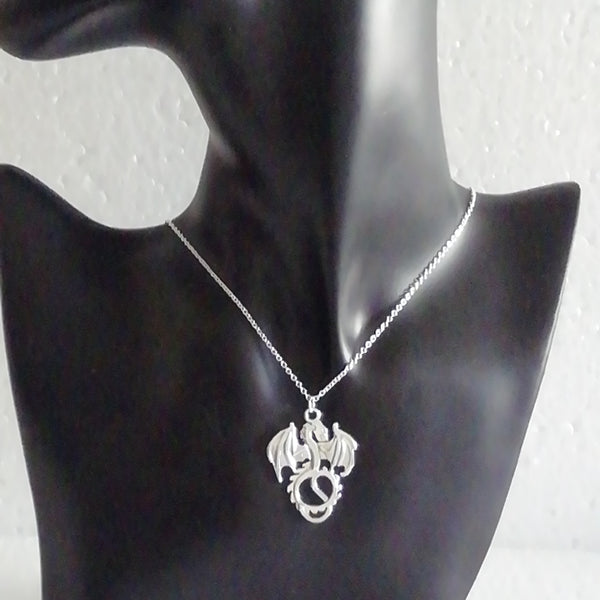 Collier Argent 925 = et son Dragon