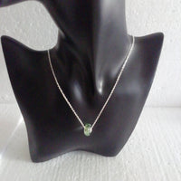 Collier Argent 925=  et sa Perle Murano Couleur Verte avec Douille Argent 925 =