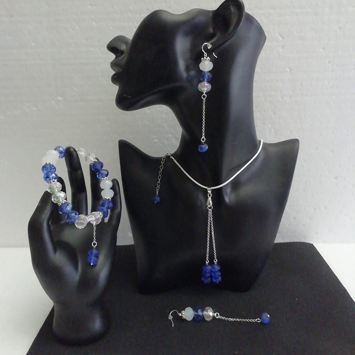 Parure Collier Et Boucles D'oreilles