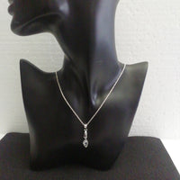 Collier Argent 925 avec son Medaillon et son Cristal Transparent